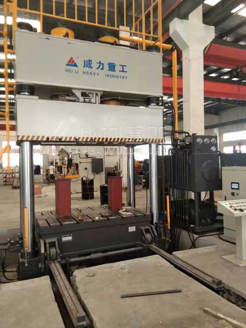 带移动工作台专用整体卫浴液压机